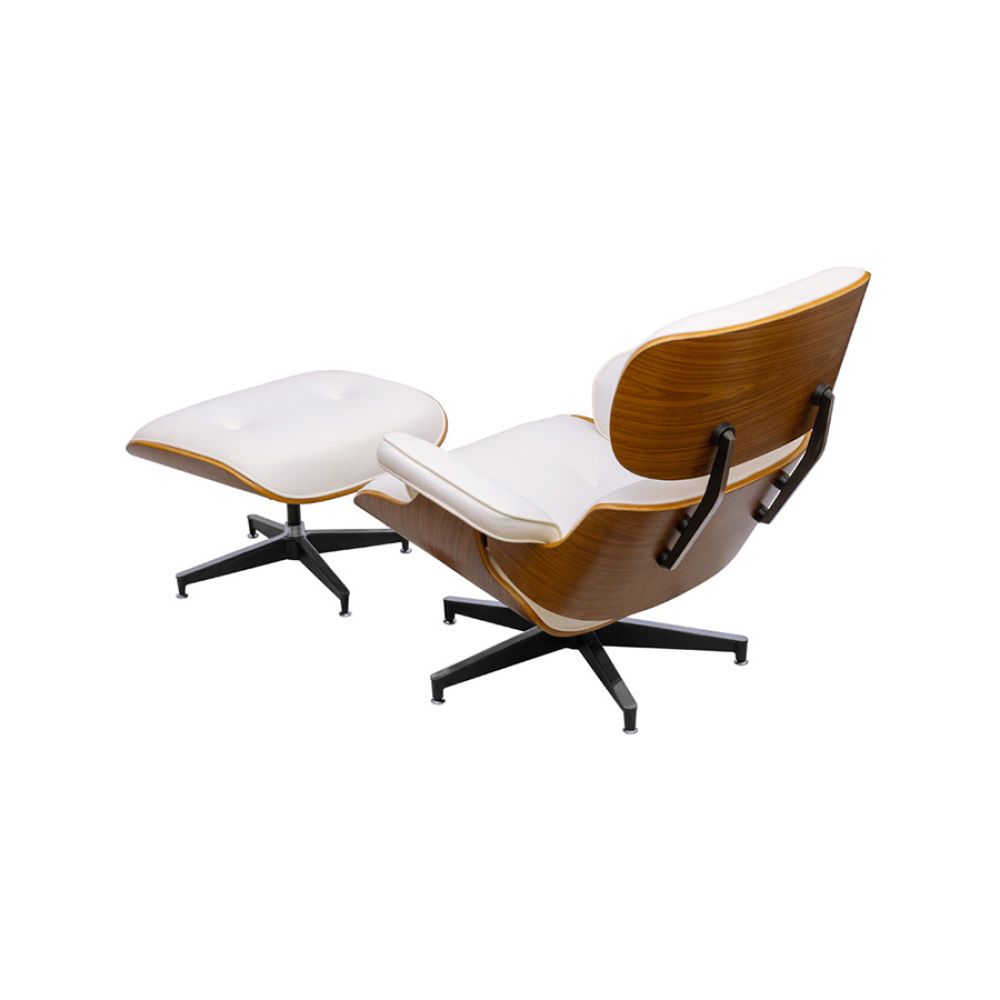 Poltrona Sala de Estar Charles Eames Com Puff Couro Cor Branca