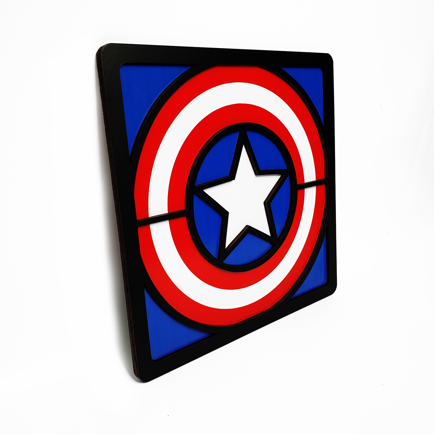 Quadro Decorativo Super Herói 3D Emblema Capitão MDF 21x21cm
